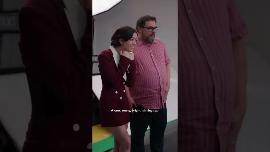 Wideo do filmu Hopnięci — Bobby does Piper's DITL voiceover