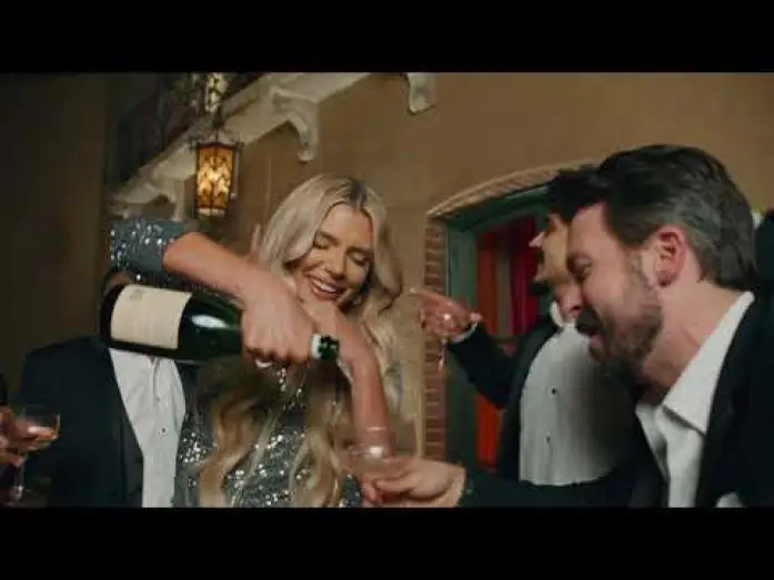 Wideo do filmu Babilon — Babylon Party Rules with Alissa Violet