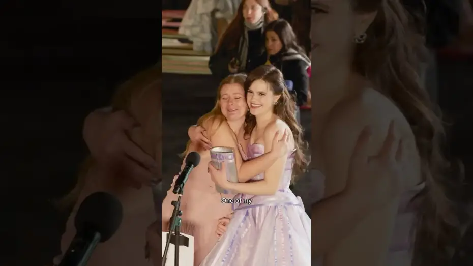 Wideo do filmu Wicked: na dobre — What does Wicked mean to you, and how has it changed you for good?