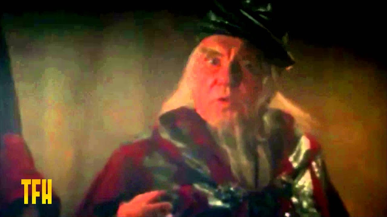 Wideo do filmu Pogromca smoków — Neil Marshall on DRAGONSLAYER