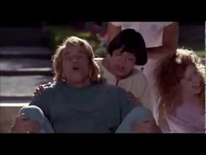 Wideo do filmu Junior — The Best Scene from Junior
