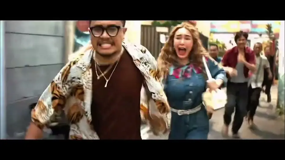 Wideo do filmu Check Out Sekarang, Pay Later (Caper) — Amanda Manopo and Fajar Sadboy on the Big Screen | First Look Check Out Now, Pay Later (CAPER)