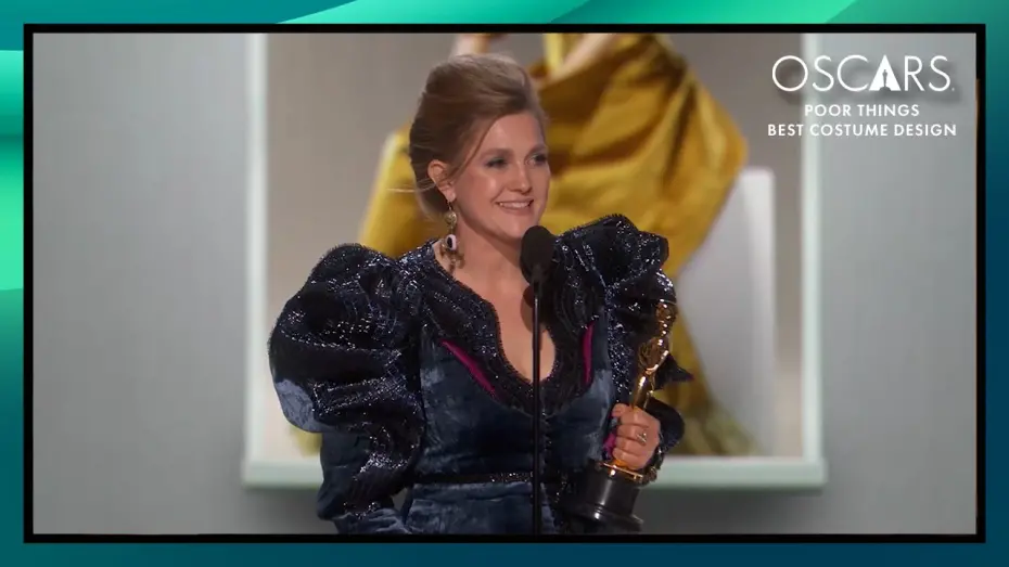Wideo do filmu Biedne istoty — 'Poor Things' Wins Best Costume Design | 96th Oscars (2024)