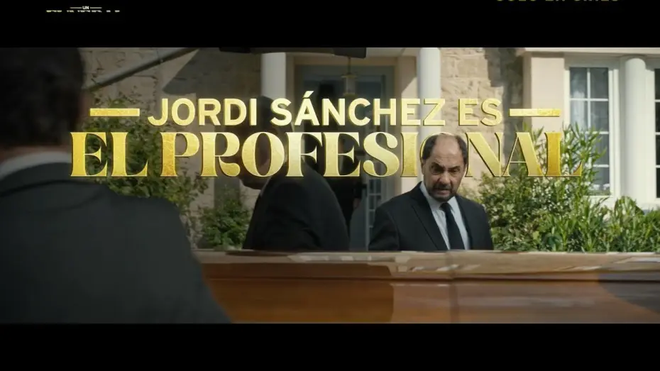 Wideo do filmu Un funeral de locos — Es el mejor en lo suyo... o no.