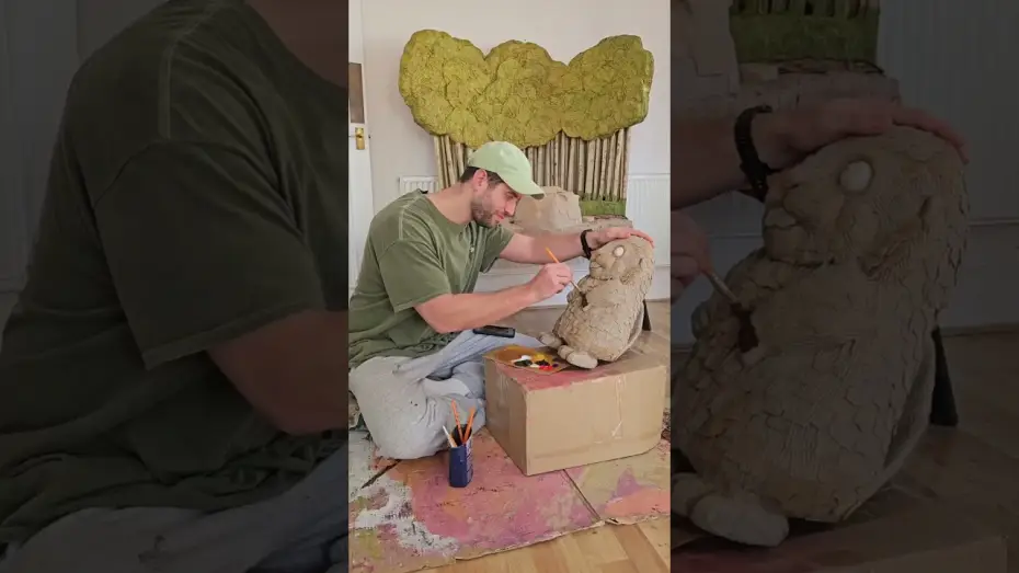 Wideo do filmu Hopnięci — Mabel the Beaver Comes to Life! | Cardboard Art for Disney & Pixar’s Hoppers