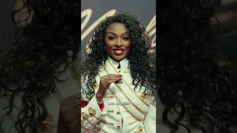 Wideo do filmu Michael — The world moves to MICHAEL.