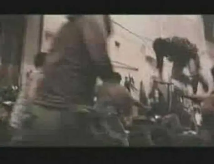 Wideo do filmu Ong-Bak — Ong-bak - Nato per combattere