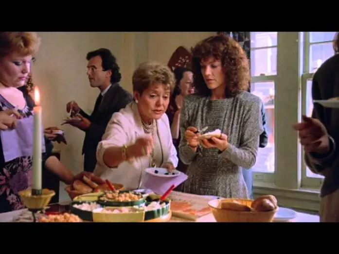Wideo do filmu Crossing Delancey — Crossing Delancey (1988) - Trailer