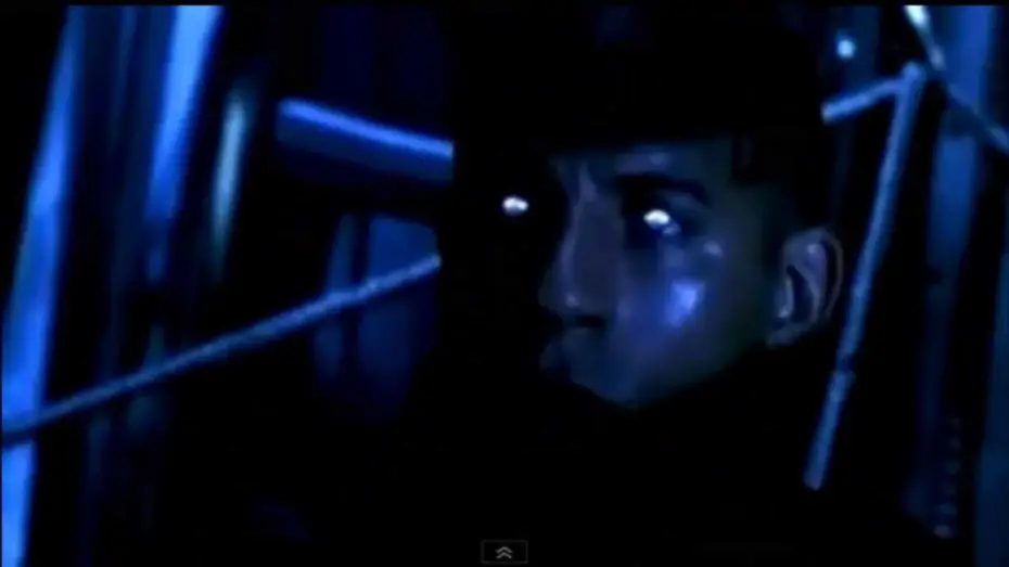 Wideo do filmu Pitch Black — Pitch Black (Official Trailer)