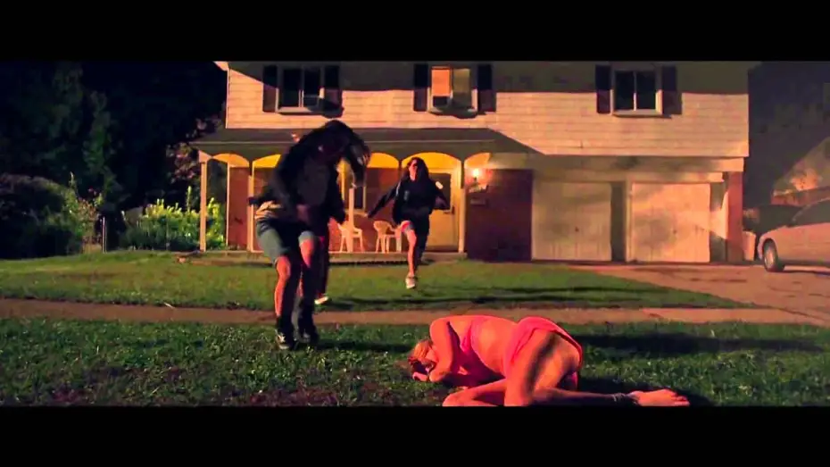 Wideo do filmu Coś za mną chodzi — IT FOLLOWS TRAILER EN CASTELLANO