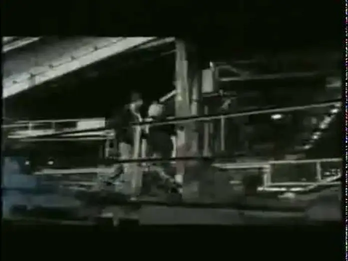 Wideo do filmu 8 Mila — 8 Mile Trailer ita.mp4