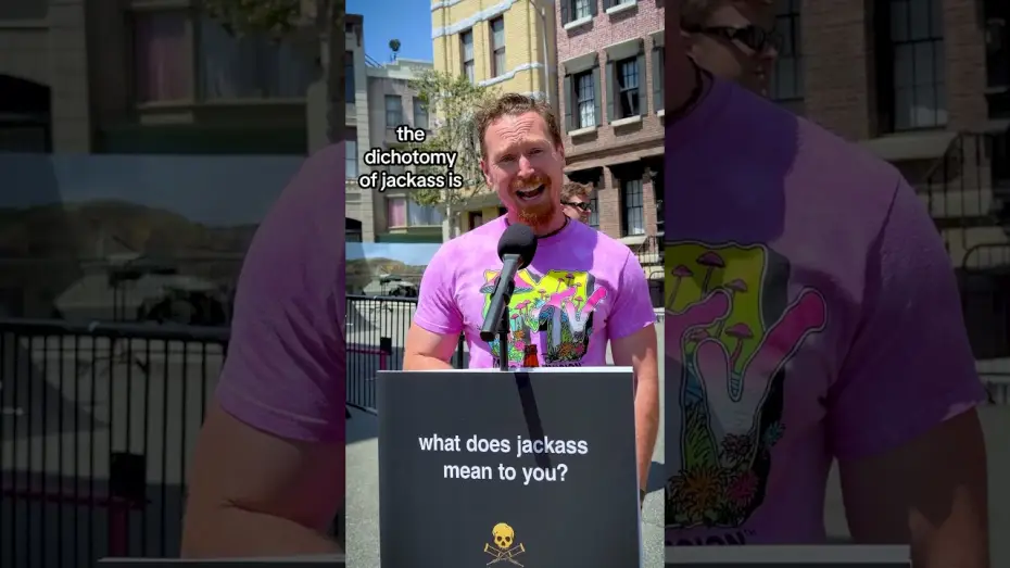 Wideo do filmu Untitled Jackass Film — bravery or stupidity—you be the judge.
