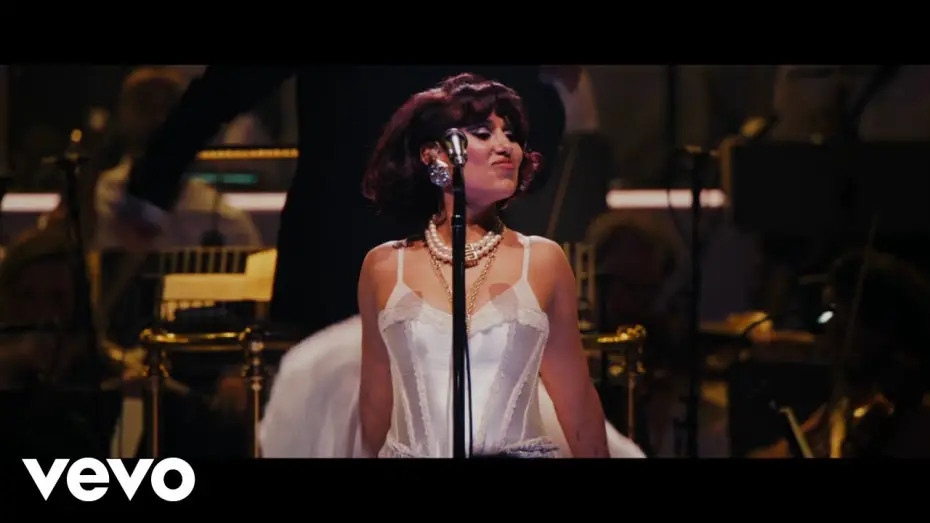 Wideo do filmu Raye - My 21st Century Blues Symphony (Live at The Royal Albert Hall) — RAYE - Oscar Winning Tears. (Live at the Royal Albert Hall)