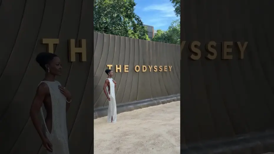 Wideo do filmu Odyseja — The incredible Lupita Nyong'o arrives at the World Premiere of The Odyssey.