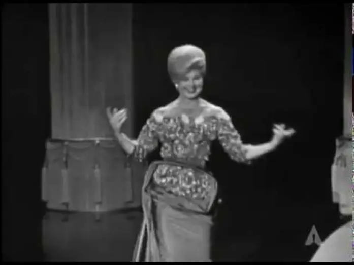Wideo do filmu Lawrence z Arabii — Ginger Rogers presents Music Oscars® to "Lawrence of Arabia" and "The Music Man"