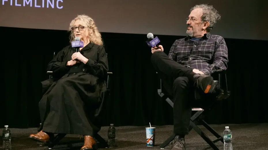 Wideo do filmu Pomiędzy świątyniami — Carol Kane, Nathan Silver, Robert Smigel, and Cindy Silver on Between the Temples