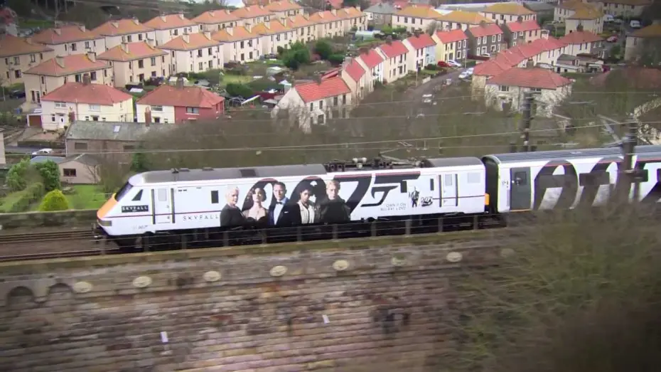 Wideo do filmu Skyfall — Skyfall Train