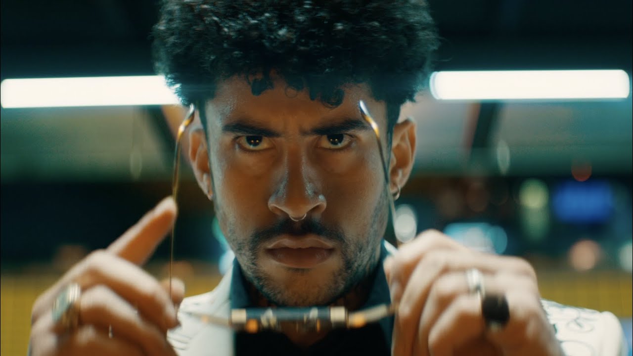 Wideo do filmu Bullet Train — Big Bad Wolf