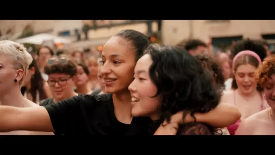 Wideo do filmu Młodsza siostra — La Più Piccola - Trailer Ufficiale