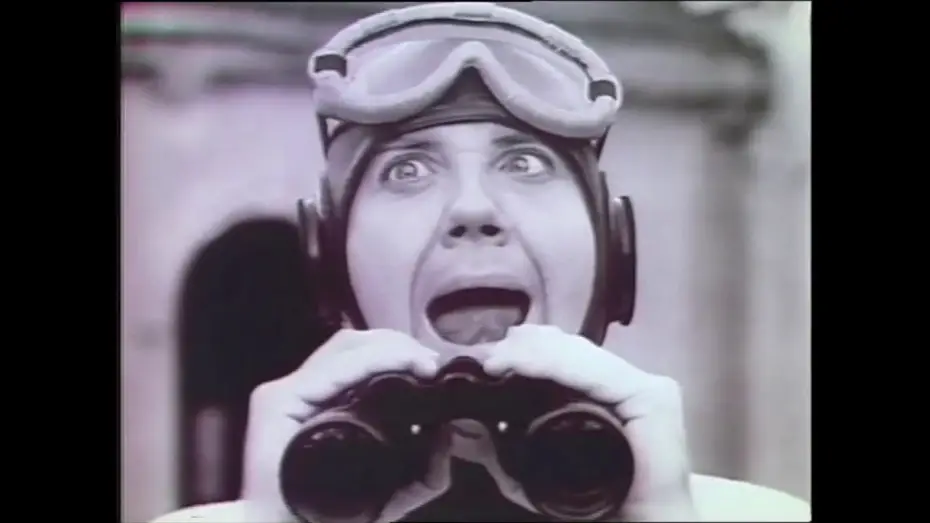 Wideo do filmu The Projectionist — Jeffrey Lyons reviews 'The Projectionist' starring Chuck McCann