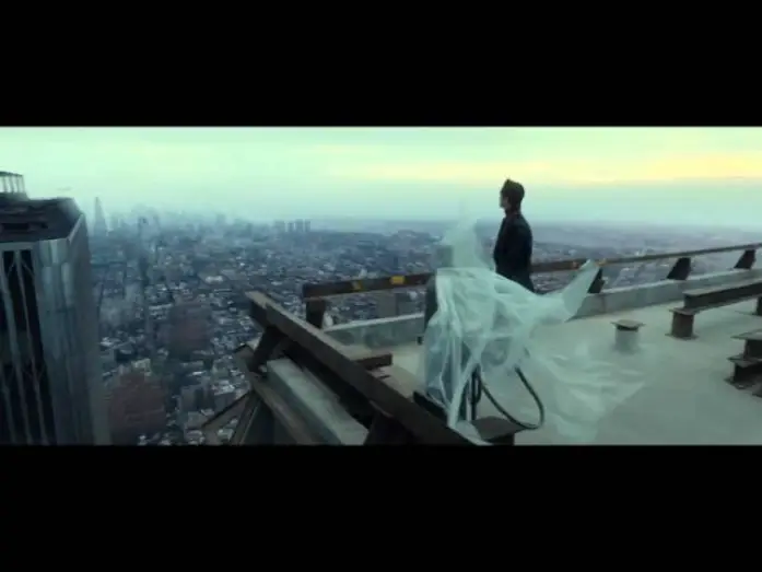 Wideo do filmu The Walk: Sięgając chmur — The Walk - Extrait Edge Of The Void - VF