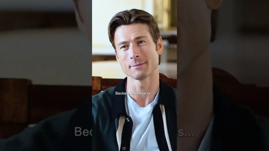 Wideo do filmu Przepis na morderstwo — Glen Powell introduces How to Make a Killing