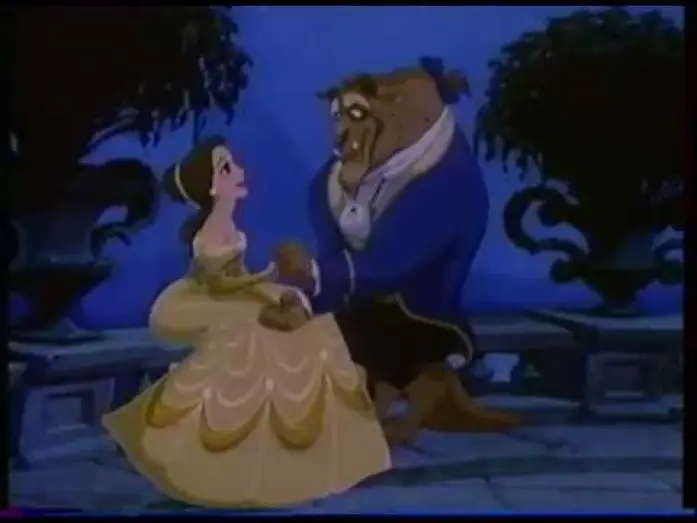 Wideo do filmu Piękna i Bestia — La belle et la bête - Bande annonce officielle VHS FR (1993)