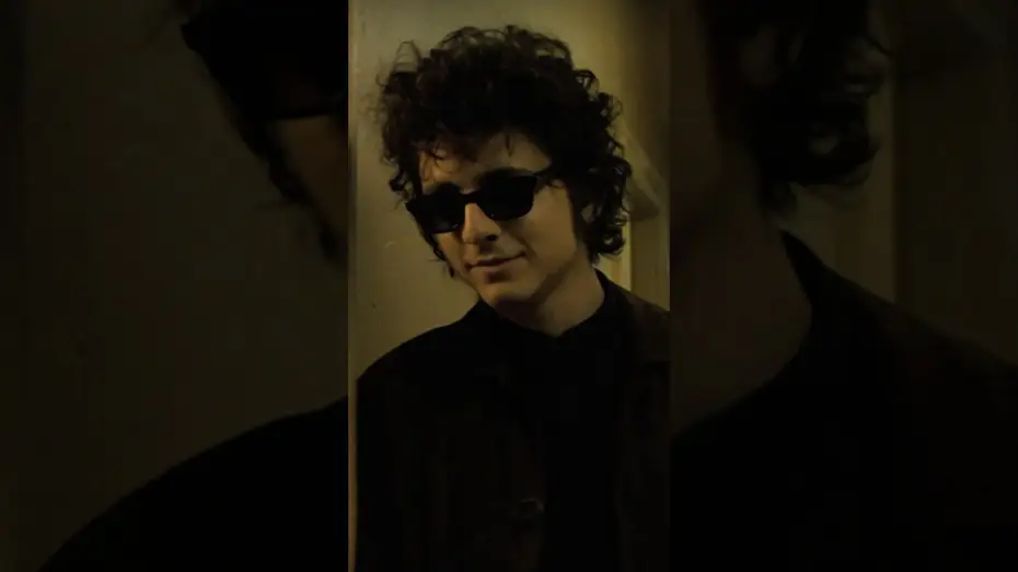 Wideo do filmu Kompletnie nieznany — Hold On
