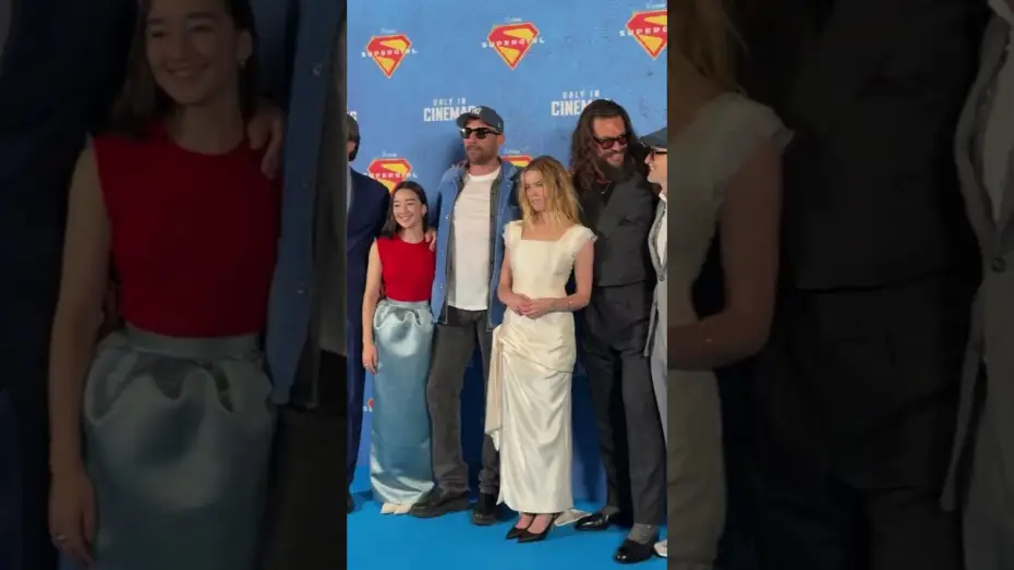 Wideo do filmu Supergirl — They’re the talk of every galaxy