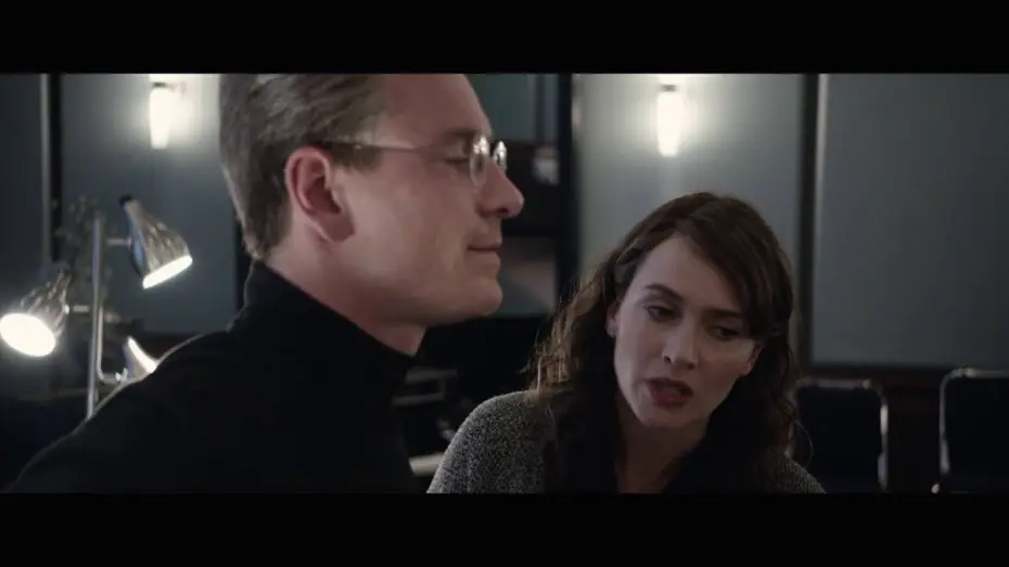 Wideo do filmu Steve Jobs — Steve Jobs / Extrait "Joanna pose un ultimatum à Steve" VF [Au cinéma le 3 février]