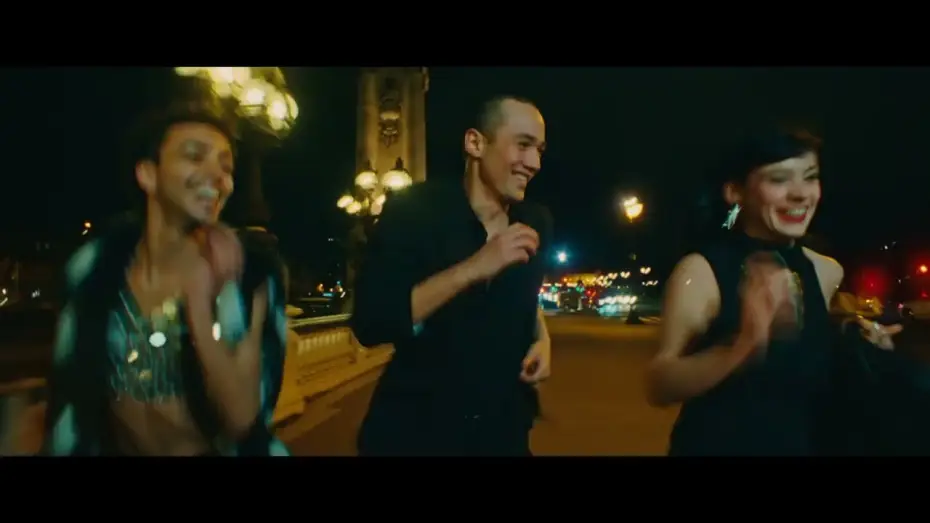 Wideo do filmu Nino dans la nuit — NINO DANS LA NUIT : lorsque la nuit grignote le jour (bande-annonce)