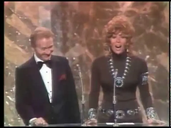 Wideo do filmu Francuski Łącznik — The French Connection Wins Film Editing: 1972 Oscars