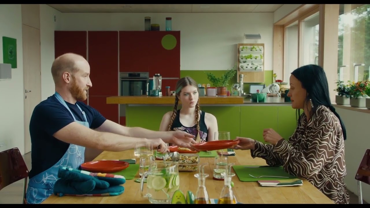 Wideo do filmu Club Zero — Cannes Clip 1/2