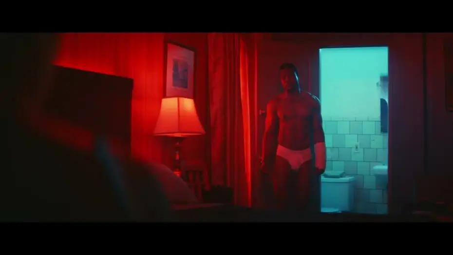 Wideo do filmu Magazine Dreams — Clip - Killian In The Hotel
