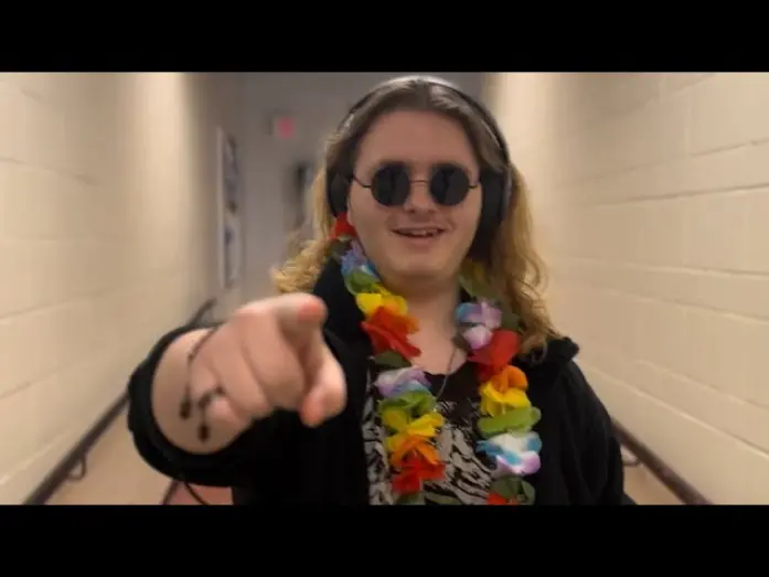 Wideo do filmu Ethan Gets Eaten — Ethan Gets Eaten (Technique Experiment)