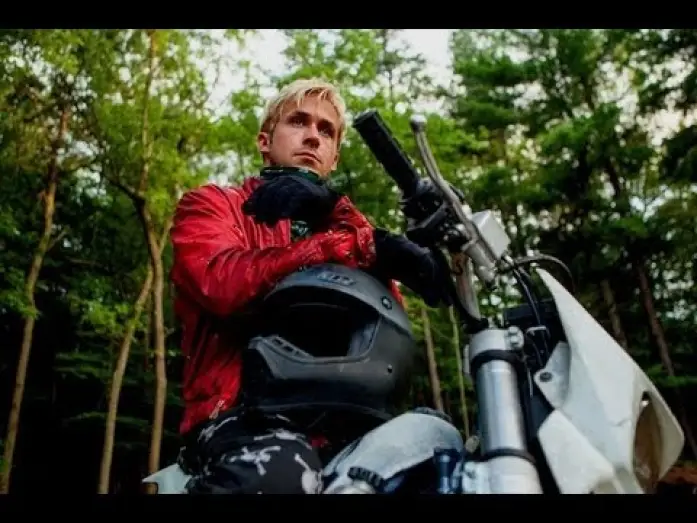 Wideo do filmu Drugie Oblicze — "Going To The Place Beyond The Pines" Featurette