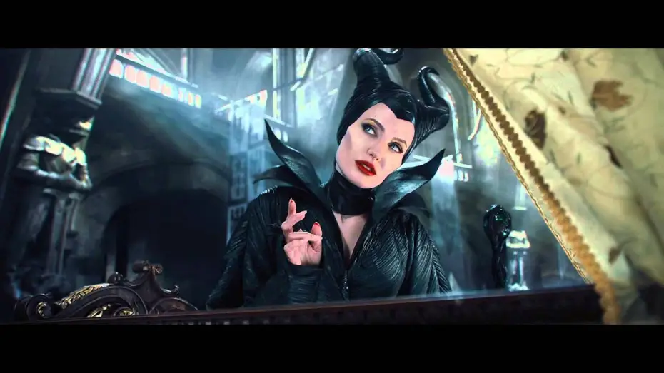 Wideo do filmu Czarownica — Maleficent -- Il ruolo di Malefica - POD dal film