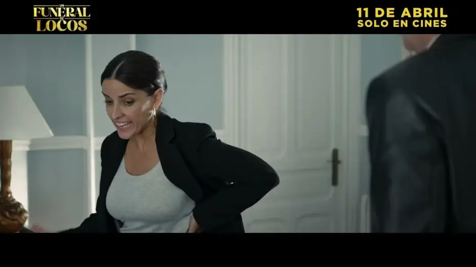 Wideo do filmu Un funeral de locos — ¿Pedir hacerse un selfie en un funeral?