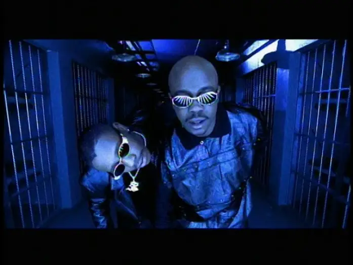 Wideo do filmu Życie — K Ci And JoJo - Life