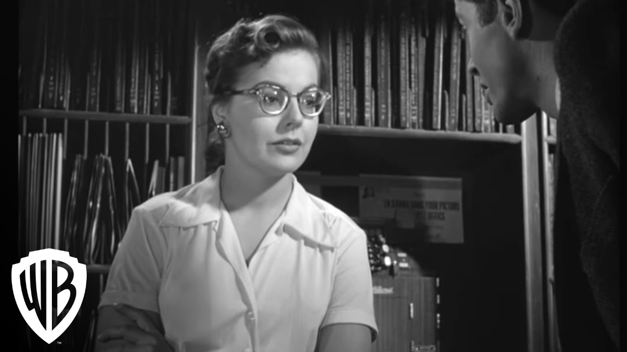 Wideo do filmu Nieznajomi z pociągu — Divorce
