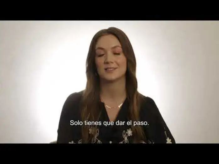 Wideo do filmu Smerfy. Wielki film — Por un mundo mejor [VOSE]