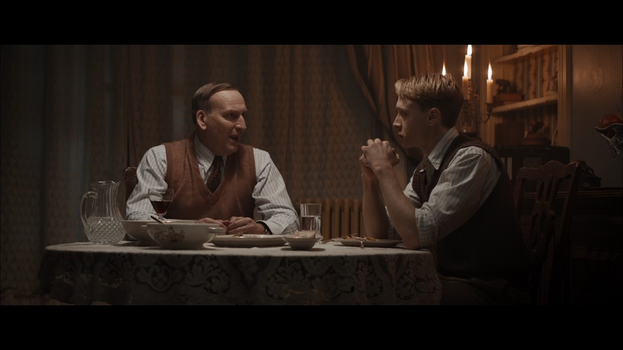 Wideo do filmu Miłość w trudnych czasach — Где Соприкасаются Руки - Trailer