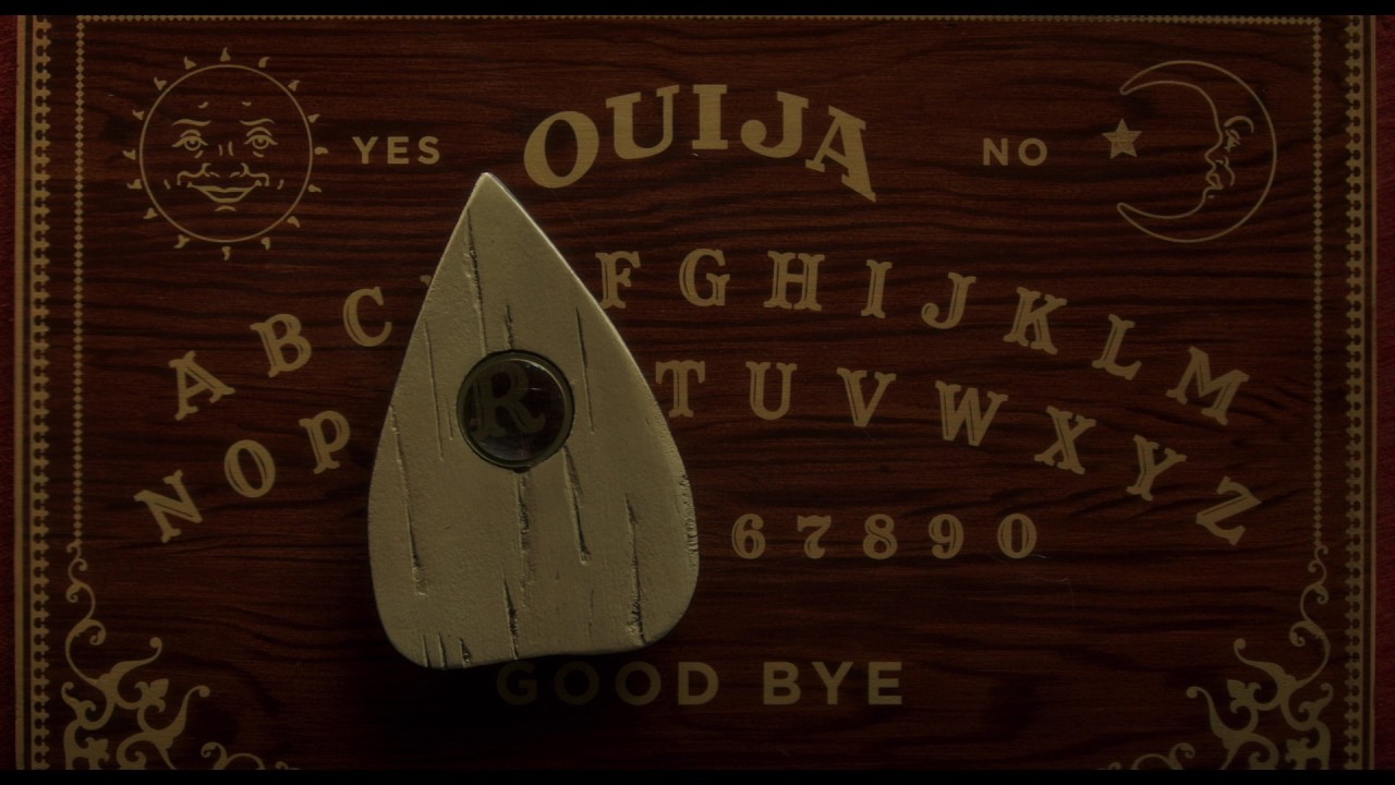 Wideo do filmu Ouija: Narodziny zła — Уиджи. Проклятие доски дьявола - Трейлер