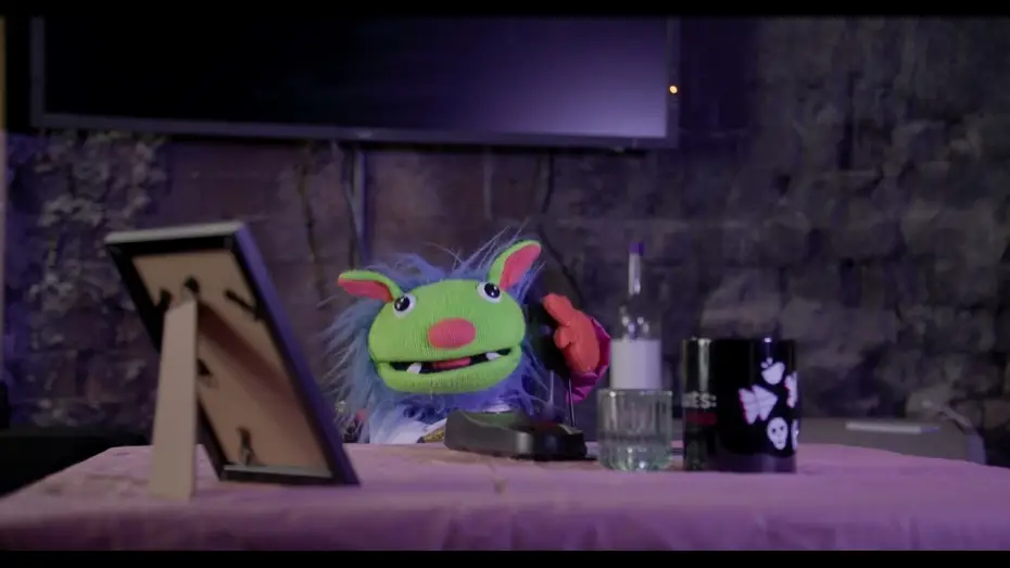 Wideo do filmu Puppet Love — Puppet Love Teaser Trailer