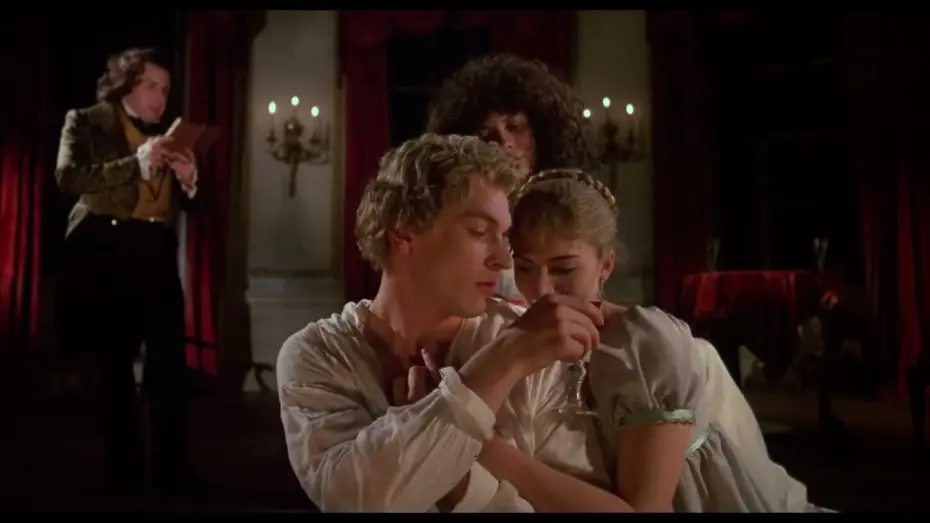 Wideo do filmu Gothic — Clip