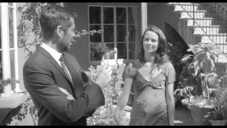 Wideo do filmu Wiele hałasu o nic — Official Theatrical Trailer
