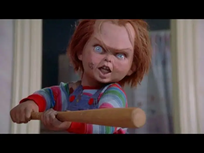 Wideo do filmu Laleczka Chucky — Chucky: El Muñeco Diabólico (1988) - Chucky es quemado [Español Latino]
