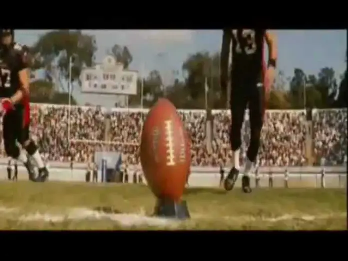 Wideo do filmu Wykiwać klawisza — GOLPE BAJO - El Clan de Los Rompehuesos - The Longest Yard