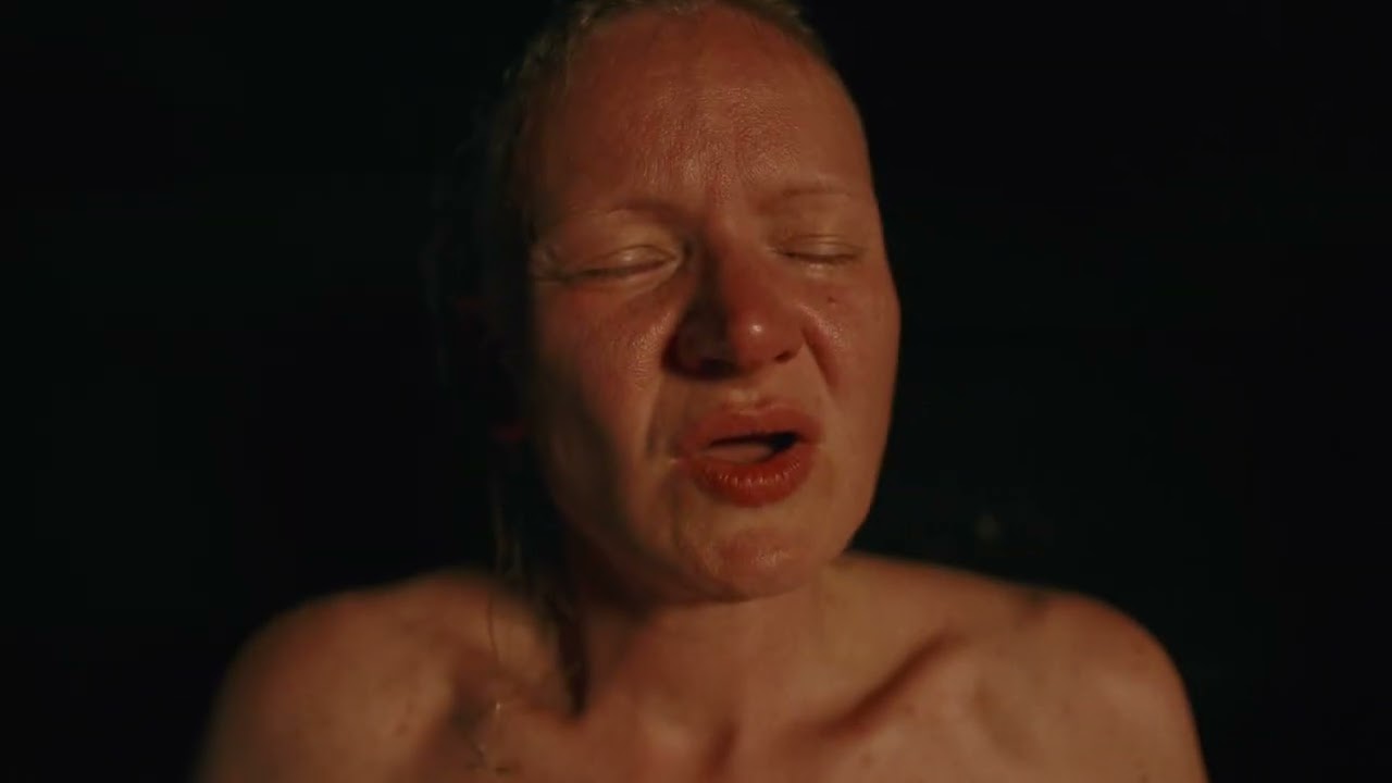 Wideo do filmu Siostrzeństwo świętej sauny — SAVVUSANNA SÕSARAD - lühitreiler. Kinodes 24. märtsist.