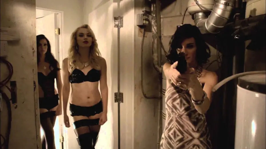 Wideo do filmu Piękna i zabójcza — Beautiful & Twisted